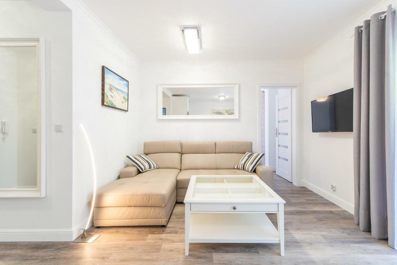 Kolorowe Balkony - Stylowy Apartament Nad Morzem By Noclegi Renters Miedzyzdroje Buitenkant foto