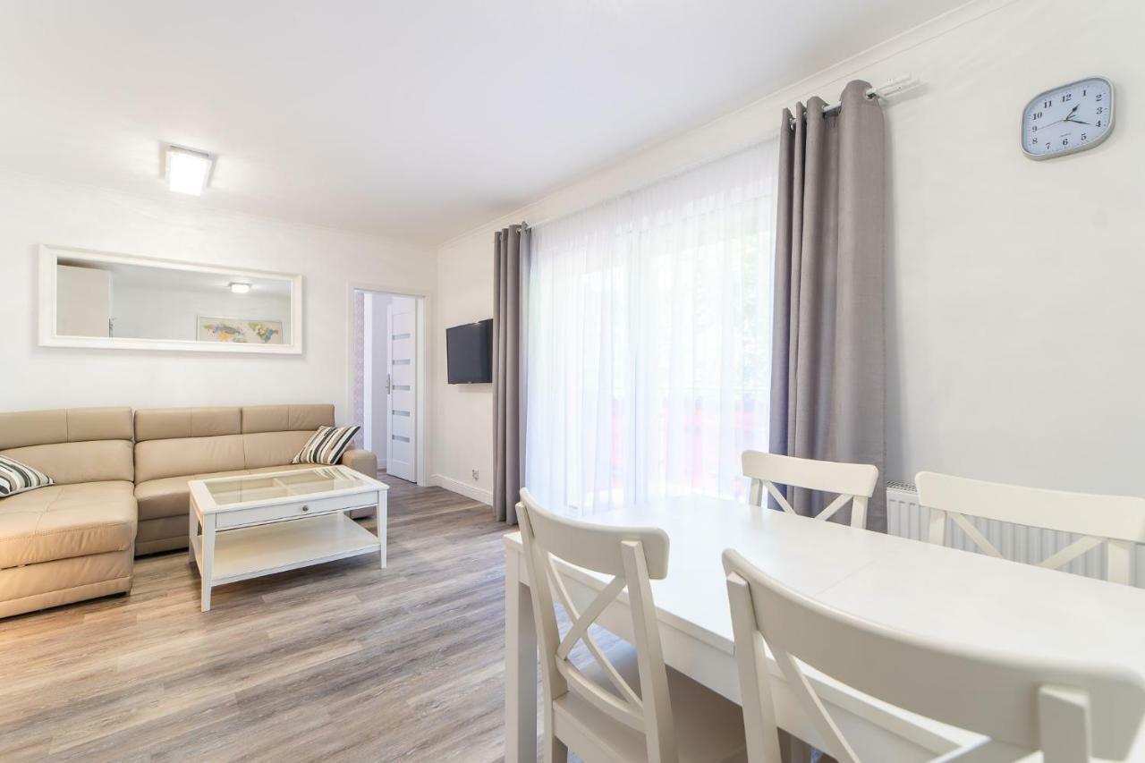 Kolorowe Balkony - Stylowy Apartament Nad Morzem By Noclegi Renters Miedzyzdroje Buitenkant foto